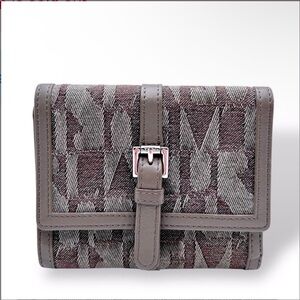 Furla compact wallet